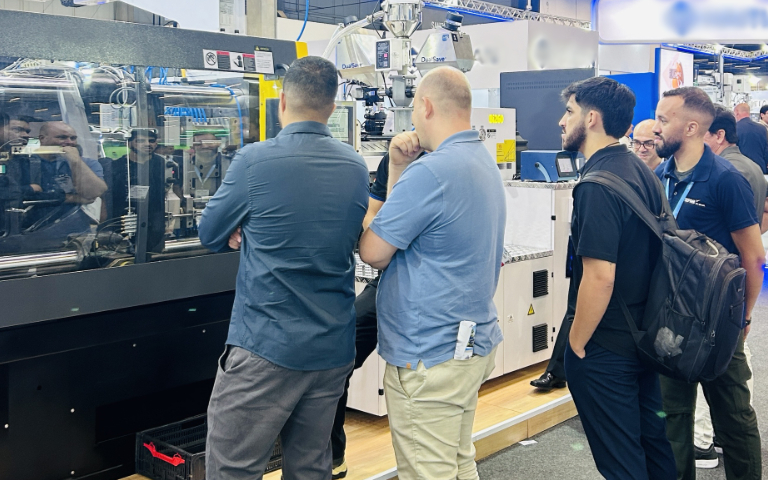 巴西國際塑料展：博創(chuàng)雙展位三機(jī)型震撼登場！